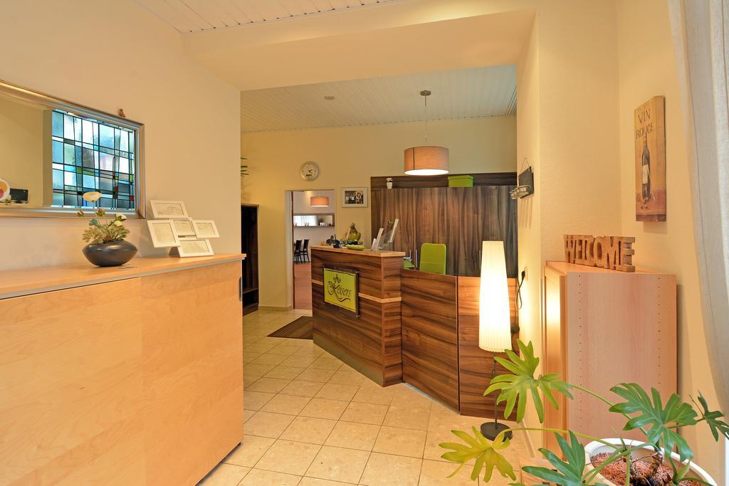 L' Angolo Ristorante & Hotel Gmbh เทรียร์ ภายนอก รูปภาพ